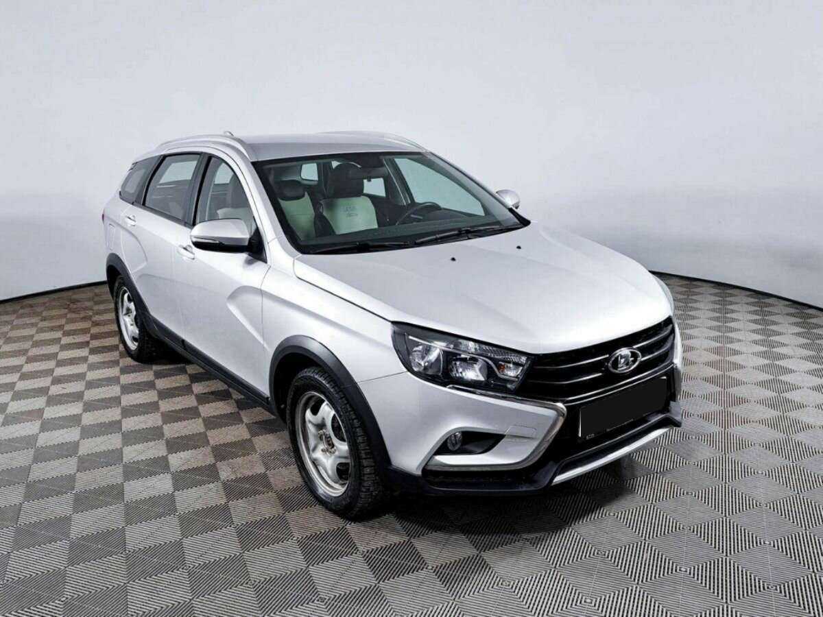 Lada (ВАЗ) Vesta SW, 2020 - фото №3