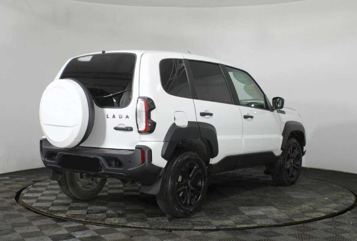 Lada (ВАЗ) Niva, 2023 - фото №2